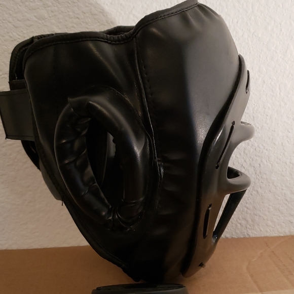 MMA Headgear - Picture 2 of 8